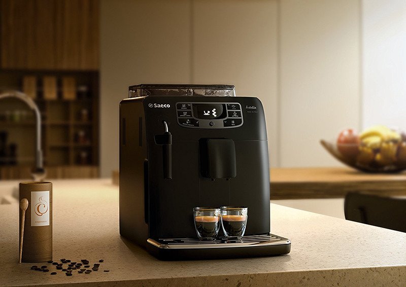 Saeco HD8900 01 Machine à expresso automatique Intelia Evo Deluxe Black Classic à pannarello